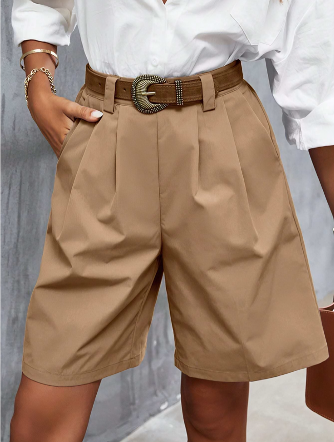 Khaki Effen Shorts met Schuine Zakken & Plooi Details